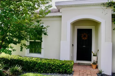 Exterior - 5501 Sabal Dr, Saint Cloud, FL 34771 photo 3 of 7