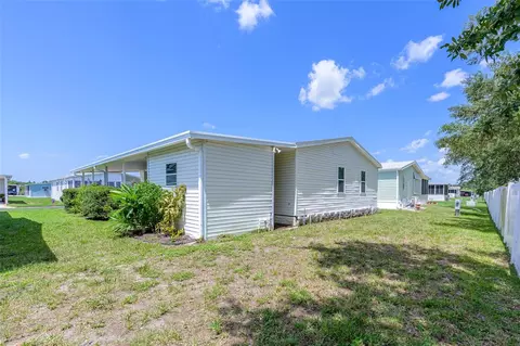 5707 45th St E #222, Bradenton, FL 34203 photo 4