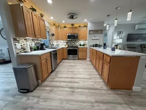Kitchen - 3210 23rd Ave W, Bradenton, FL 34205 photo 3 of 6