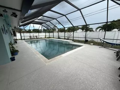 Exterior - 3210 23rd Ave W, Bradenton, FL 34205 photo 8 of 8