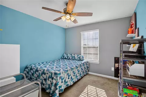 Bedroom - 8715 Sunshower Pl, Parrish, FL 34219 photo 4 of 4