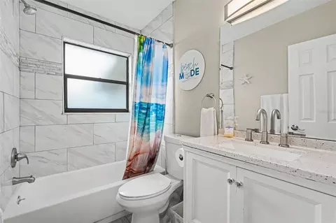 Bath - Undisclosed, Venice, FL 34293 photo 2 of 2