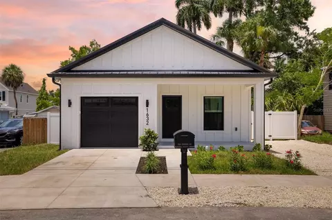 1632 Ballard Park Dr, Bradenton, FL 34205