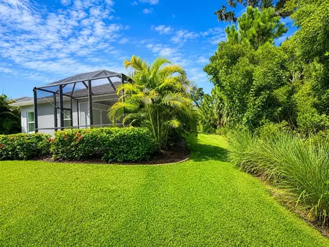 10806 Pine Bluff Gln, Parrish, FL 34219 photo 5