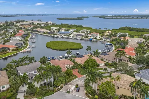 View/Area - 4110 Commodore Blvd, Cortez, FL 34215 photo 5 of 8