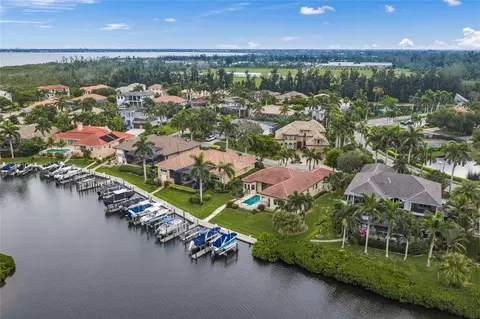 View/Area - 4110 Commodore Blvd, Cortez, FL 34215 photo 4 of 8