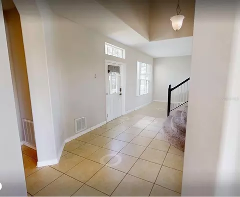 Entry Way - 5224 58th Ter E, Bradenton, FL 34203 photo 3 of 4