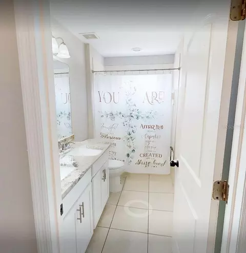Bath - 5224 58th Ter E, Bradenton, FL 34203 photo 6 of 7