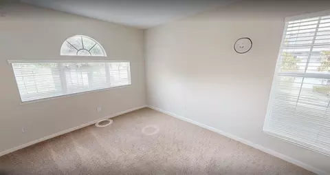 Bedroom - 5224 58th Ter E, Bradenton, FL 34203 photo 5 of 5