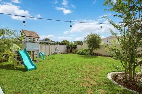 Exterior - 7716 Twinleaf Ter, Parrish, FL 34219 photo 5 of 8