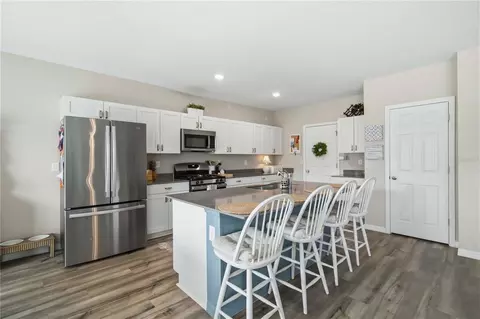 Kitchen - 7716 Twinleaf Ter, Parrish, FL 34219 photo 1 of 3