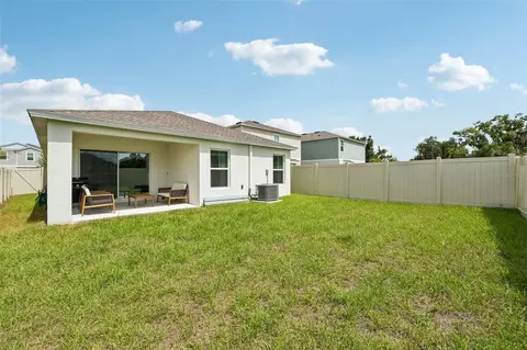 Exterior - 7728 Twinleaf Ter, Parrish, FL 34219 photo 5 of 6