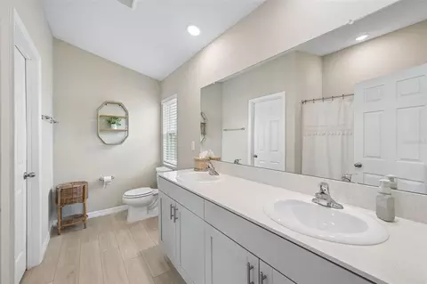 Bath - 7728 Twinleaf Ter, Parrish, FL 34219 photo 1 of 2