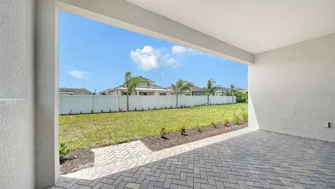 Exterior - 8063 Anthirium Loop, Sarasota, FL 34240 photo 4 of 6