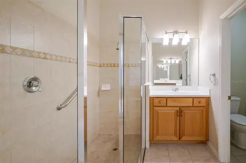 Bath - 12344 Lavender Loop, Bradenton, FL 34212 photo 1 of 6