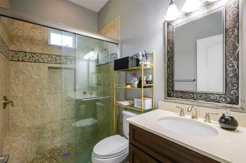Bath - 12344 Lavender Loop, Bradenton, FL 34212 photo 6 of 6