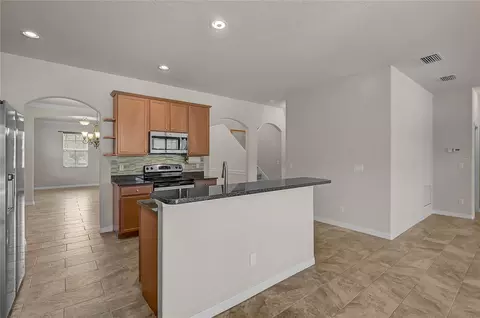 Kitchen - 11691 Breadfruit Ln, Venice, FL 34292 photo 3 of 4