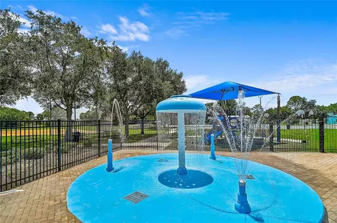 Exterior - 11691 Breadfruit Ln, Venice, FL 34292 photo 18 of 19