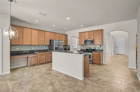 Kitchen - 11691 Breadfruit Ln, Venice, FL 34292 photo 4 of 4