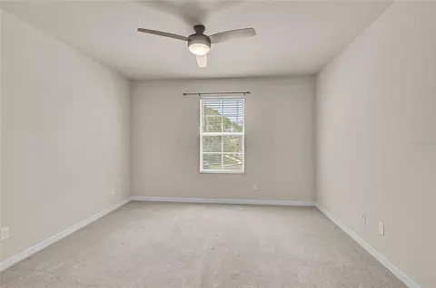 Bedroom - 11691 Breadfruit Ln, Venice, FL 34292 photo 8 of 11