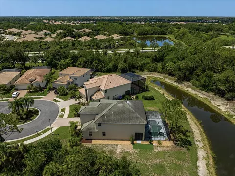 View/Area - 11691 Breadfruit Ln, Venice, FL 34292 photo 6 of 21