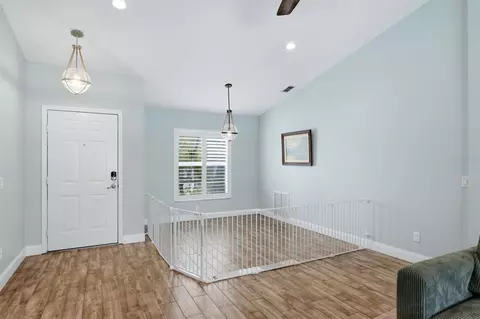 Entry Way - 306 111th St E, Bradenton, FL 34212 photo 2 of 2