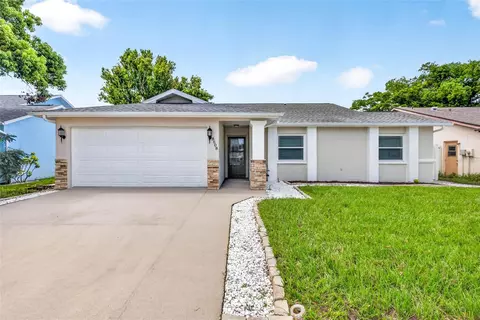 8608 Huntsman Ln, Port Richey, FL 34668