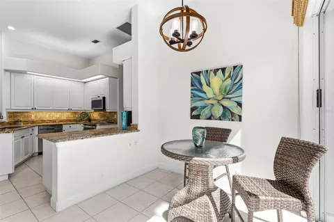 Dining - 8762 52nd Ave E, Bradenton, FL 34211 photo 2 of 6
