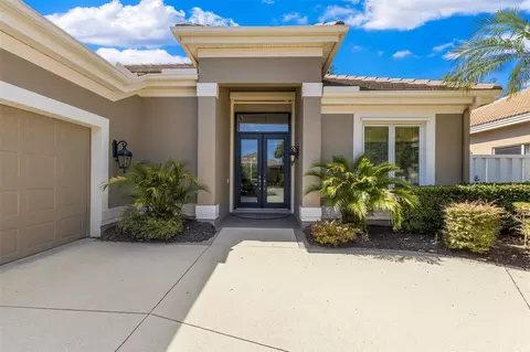Exterior - 8762 52nd Ave E, Bradenton, FL 34211 photo 6 of 23