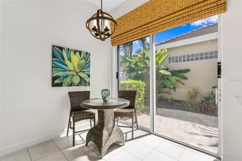 Dining - 8762 52nd Ave E, Bradenton, FL 34211 photo 1 of 6