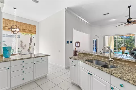 Kitchen - 8762 52nd Ave E, Bradenton, FL 34211 photo 4 of 5
