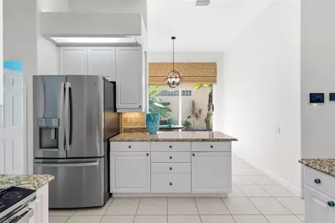 Kitchen - 8762 52nd Ave E, Bradenton, FL 34211 photo 5 of 5