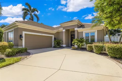 Exterior - 8762 52nd Ave E, Bradenton, FL 34211 photo 5 of 23