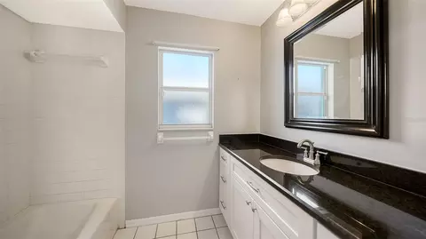 Bath - 602 137th St E, Bradenton, FL 34212 photo 3 of 3