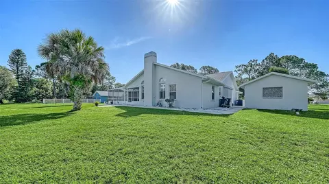 Exterior - 602 137th St E, Bradenton, FL 34212 photo 9 of 10
