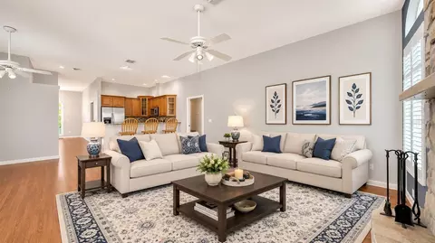 Living - 602 137th St E, Bradenton, FL 34212 photo 12 of 14