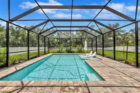 Exterior - 1436 Hickory View Cir, Parrish, FL 34219 photo 6 of 19