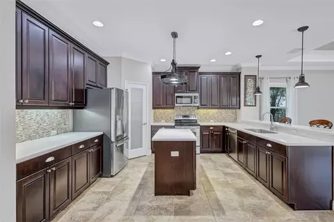 Kitchen - 1436 Hickory View Cir, Parrish, FL 34219 photo 1 of 4