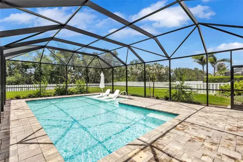 Exterior - 1436 Hickory View Cir, Parrish, FL 34219 photo 2 of 19