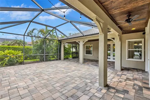 Exterior - 1436 Hickory View Cir, Parrish, FL 34219 photo 9 of 19