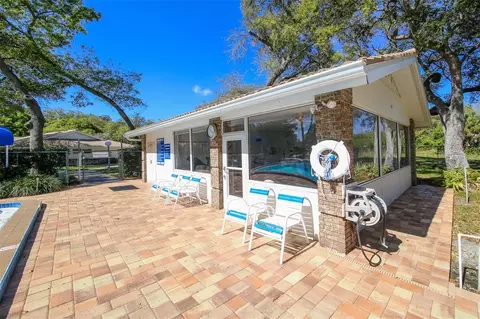 Exterior - 5530 37th St E, Bradenton, FL 34203 photo 8 of 13