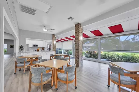 Dining - 5530 37th St E, Bradenton, FL 34203 photo 3 of 3