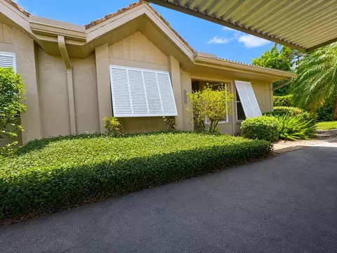 Exterior - 5530 37th St E, Bradenton, FL 34203 photo 3 of 13