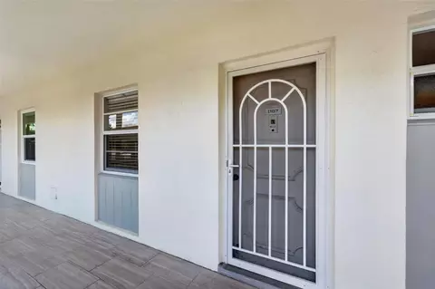 4390 Exeter Dr #107, Longboat Key, FL 34228