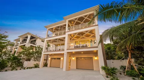 161 Tyler Dr, Sarasota, FL 34236