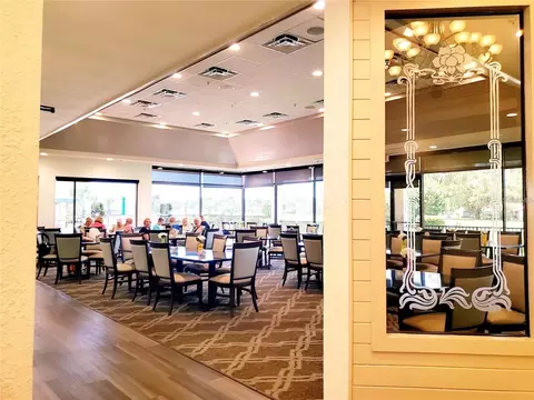 Dining - 4236 Pro Am Ave E, Bradenton, FL 34203 photo 8 of 9