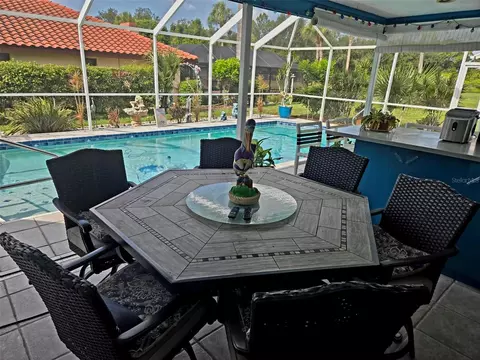 Exterior - 4236 Pro Am Ave E, Bradenton, FL 34203 photo 3 of 22