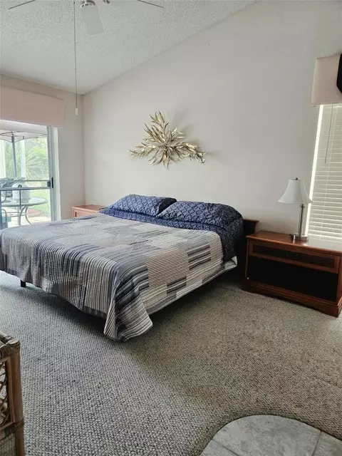 Bedroom - 4236 Pro Am Ave E, Bradenton, FL 34203 photo 3 of 10