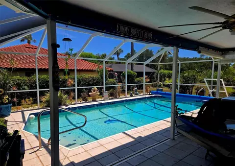 Exterior - 4236 Pro Am Ave E, Bradenton, FL 34203 photo 16 of 22