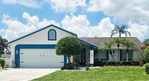 Exterior - 4236 Pro Am Ave E, Bradenton, FL 34203 photo 19 of 22